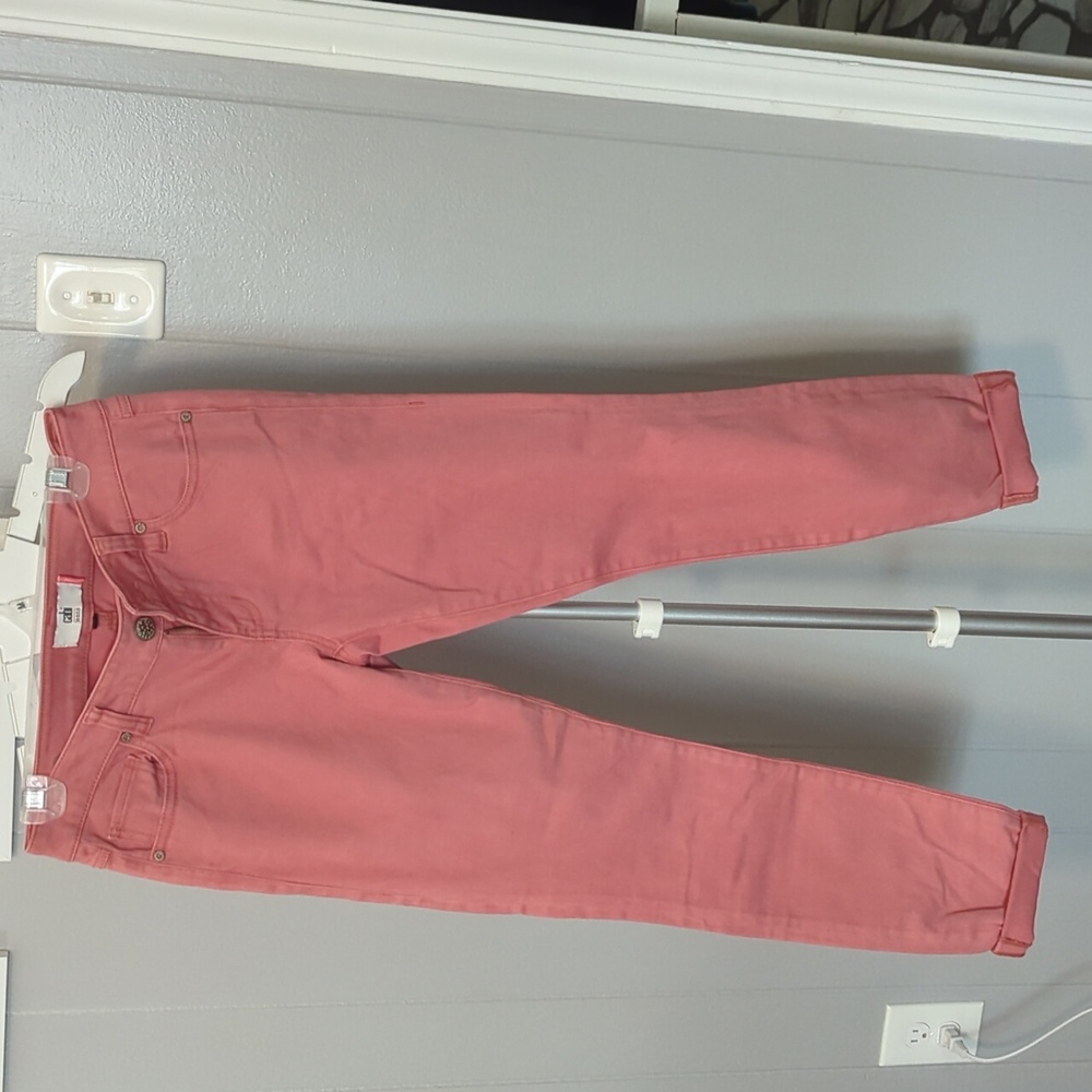 Cabi skinny jeans